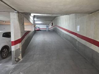 Garaje en venta en Hospital - Parque sur en Albacete