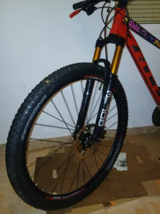 Bicicleta NTT 6061 Vinilada