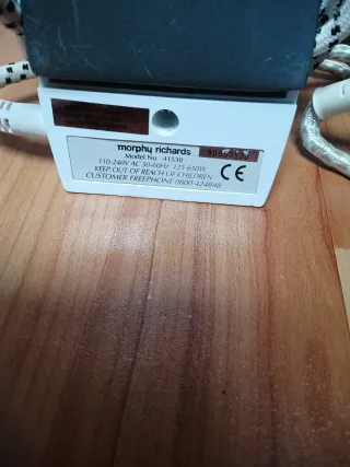 Ferro da stiro da viaggio e adattatori