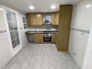 Piso en venta en Carolinas Altas en Alicante