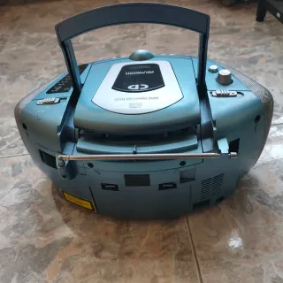 Radio CD Portátil Minowa Azul y Plata