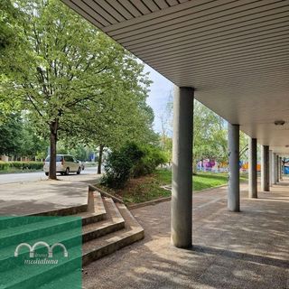 Oficina en alquiler en Ermitagaña - Mendebaldea en Pamplona