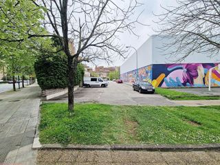 Oficina en alquiler en Ermitagaña - Mendebaldea en Pamplona