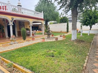 Chalet en venta en Oromana en Alcalá de Guadaira