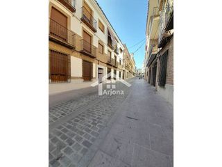 Casa adosada en venta en Lucena