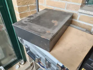 Maletín metálico vintage multiusos