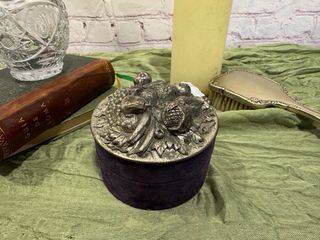 Joyerito redondo vintage