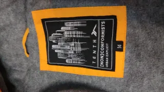 Chaqueta niño negra y amarilla