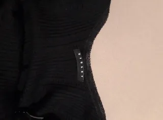 Maglia in lana Sisley nera