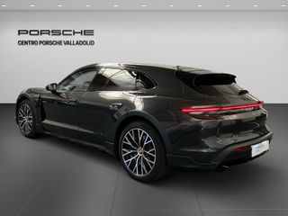 Porsche Taycan 4 Cross Turismo 420 kW (571 CV)