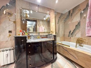 Piso en venta en Plaza España - Villa Pilar - Reyes Católicos - Vadillos en Burgos