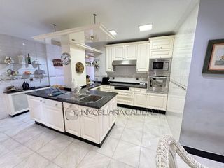 Piso en venta en Plaza España - Villa Pilar - Reyes Católicos - Vadillos en Burgos