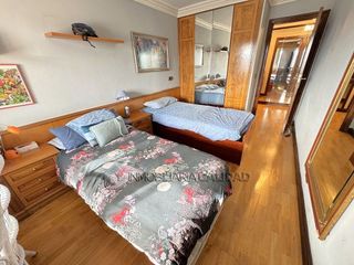 Piso en venta en Plaza España - Villa Pilar - Reyes Católicos - Vadillos en Burgos