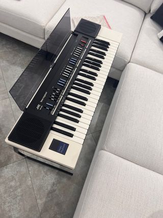 Teclado JVC KB-300 Vintage