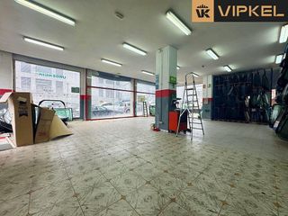 Local comercial en venta en Castiñeiriño - Cruceiro de Sar en Santiago de Compostela