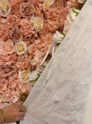 Cortina de flores decorativa