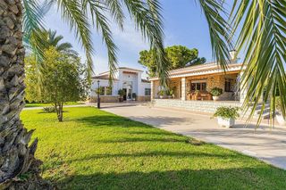 Chalet en venta en Perleta - Maitino en Elche