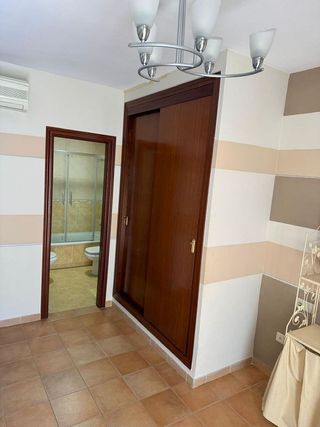 Casa adosada en venta en Coín