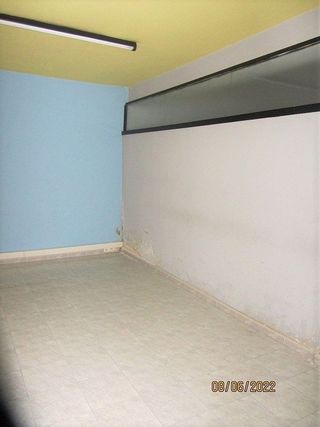 Local comercial en venta en Falperra - Santa Lucía en Coruña (A)