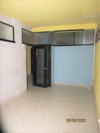 Local comercial en venta en Falperra - Santa Lucía en Coruña (A)