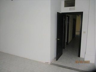 Local comercial en venta en Falperra - Santa Lucía en Coruña (A)