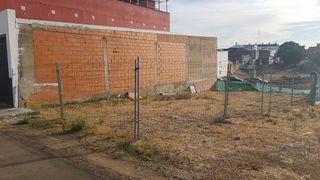 Terreno en venta en Ctra de Sevilla - Ronda sur en Badajoz