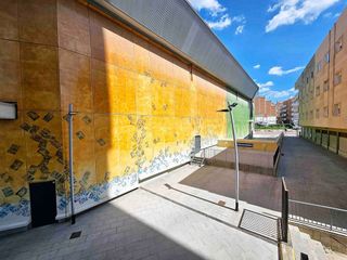 Oficina en alquiler en La Plana en Esplugues de Llobregat