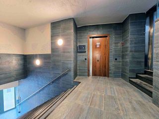 Oficina en alquiler en La Plana en Esplugues de Llobregat