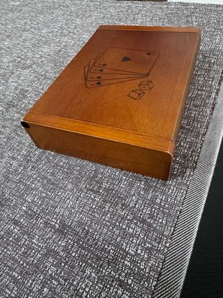 Scatola in legno per carte da poker e dadi
