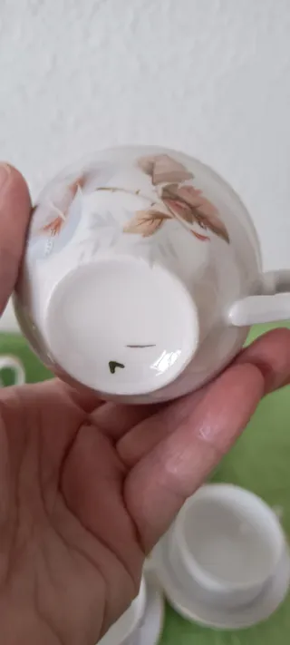 6 tazas de porcelana antiguas con plato