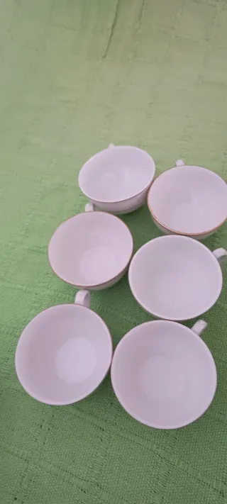 6 tazas de porcelana antiguas con plato