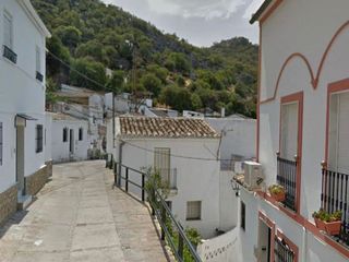 Casa en venta en Ubrique