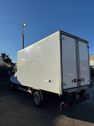 Iveco Daily frigorifico ETIQUETA C
