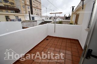 Casa adosada en venta en L'Alquenència en Alzira