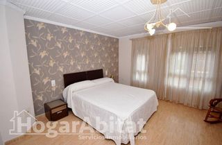 Casa adosada en venta en L'Alquenència en Alzira