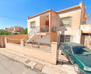 Chalet en venta en Berja