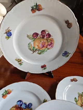 Set piatti vintage decorati frutta