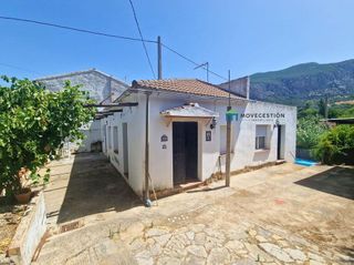 Casa rural en venta en Ubrique