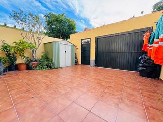 Casa adosada en venta en San García en Algeciras