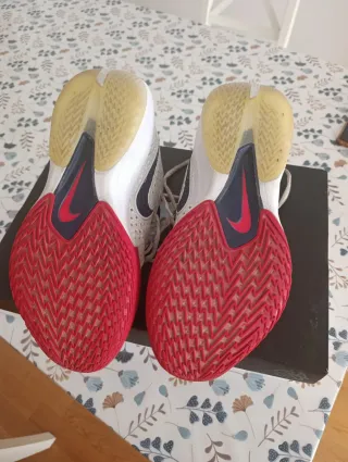 Nike G.T. CUT 3 Bambas Baloncesto