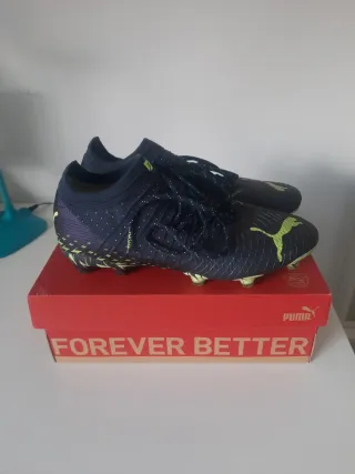 Botas de fútbol Puma Future. Talla 42.
