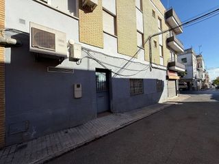 Local comercial en venta en Coria del Río
