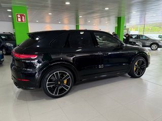 Porsche Cayenne Turbo S E-Hybrid 500 kW (680 CV)