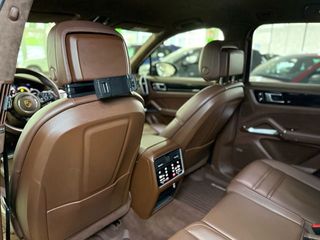 Porsche Cayenne Turbo S E-Hybrid 500 kW (680 CV)