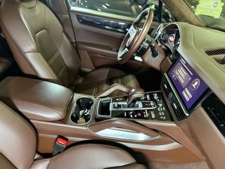 Porsche Cayenne Turbo S E-Hybrid 500 kW (680 CV)