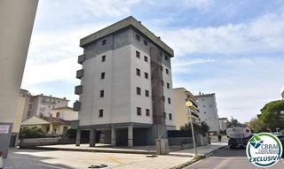 Piso en venta en Salatar en Roses