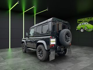 Land Rover Defender 90 Hard Top E 90 kW (122 CV)