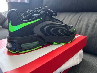 Zapatillas Nike Air Max TN Negras y Verdes