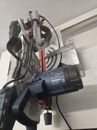 Ingletadora Bosch GCM 800 SJ Telescópica