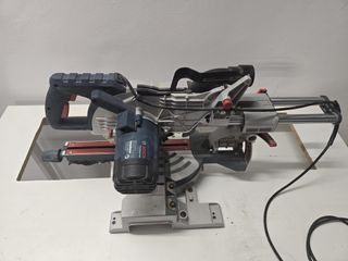 Ingletadora Bosch GCM 800 SJ Telescópica